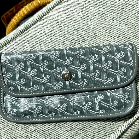 Goyard | Bags | Goyard St Louis Pouch Pristine | Poshmark